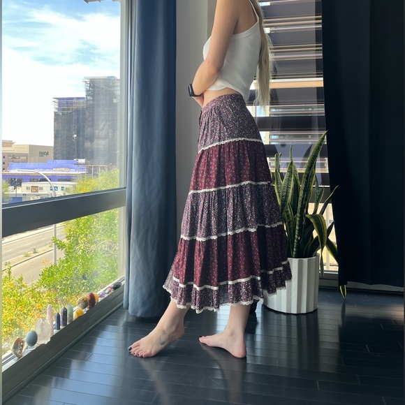 floral midi skirt - Picture 3 of 5